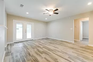 3623 Soft Cloud Dr, Dallas, TX 75241 - Photo 3