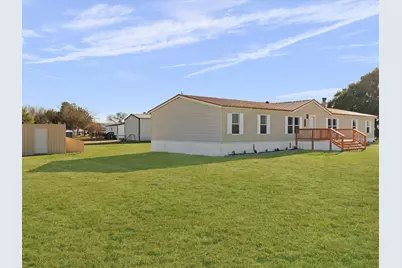 102 Sunshine Meadows Court, Weatherford, TX 76088 - Photo 3