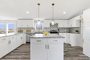 102 Sunshine Meadows Ct, Weatherford, TX 76088 - Photo 3