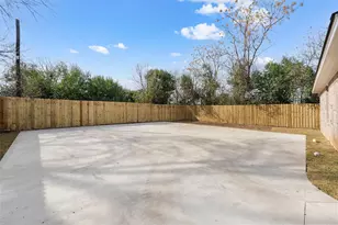 1126 N 11th St, Waco, TX 76707 - Photo 21