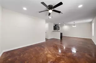 1126 N 11th St, Waco, TX 76707 - Photo 3