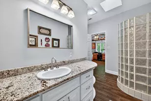 115 E Kiowa Dr, Gainesville, TX 76240 - Photo 29