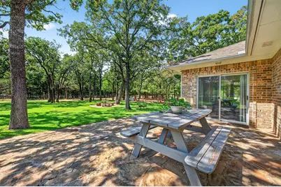 115 E Kiowa Drive, Gainesville, TX 76240 - Photo 31