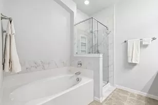 9909 Derwent Dr, Plano, TX 75025 - Photo 17