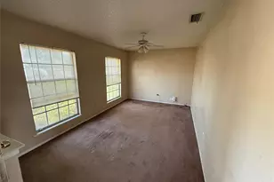 333 Fieldside Dr, Garland, TX 75043 - Photo 5