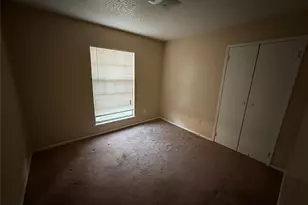 333 Fieldside Dr, Garland, TX 75043 - Photo 9