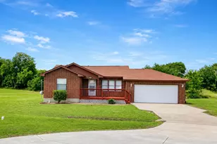 707 Doris Ln, Gunter, TX 75058 - Photo 1