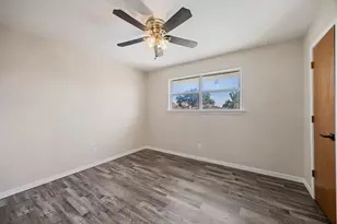 2404 Heather Hill Ln, Plano, TX 75075 - Photo 19