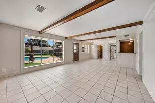 2404 Heather Hill Ln, Plano, TX 75075 - Photo 9