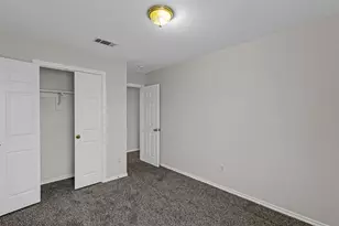 4532 Alamosa St, Fort Worth, TX 76119 - Photo 23