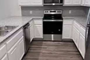 807 S 6th St, Bonham, TX 75418 - Photo 5