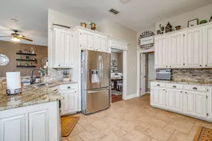 2340 Redstone Rd, Burleson, TX 76028 - Photo 17