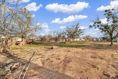 605 E Adams Street, Itasca, TX 76055 - Photo 7