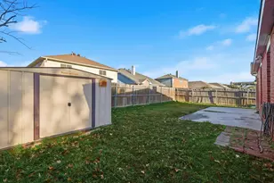 1048 Harriman Dr, Saginaw, TX 76131 - Photo 21