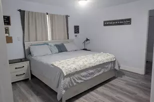 211 W McAfee Dr, Mabank, TX 75147 - Photo 9