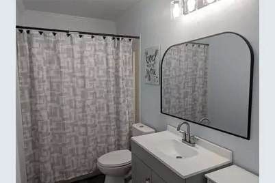 211 W McAfee Drive, Mabank, TX 75147 - Photo 15