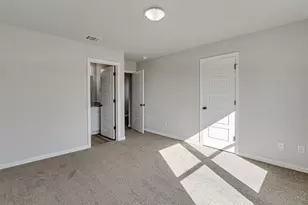 333 N Field St, Burleson, TX 76028 - Photo 17