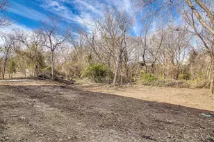 333 N Field St, Burleson, TX 76028 - Photo 13