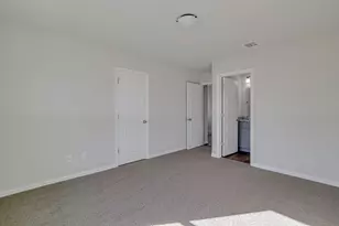 333 N Field St, Burleson, TX 76028 - Photo 39