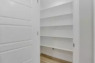 333 N Field St, Burleson, TX 76028 - Photo 11