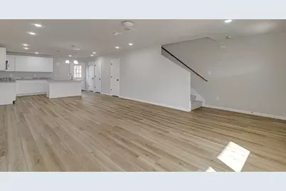 333 N Field Street, Burleson, TX 76028 - Photo 5