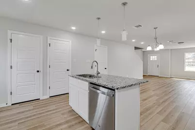 333 N Field Street, Burleson, TX 76028 - Photo 11