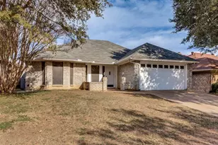 1932 Willow Vale Dr, Fort Worth, TX 76134 - Photo 1