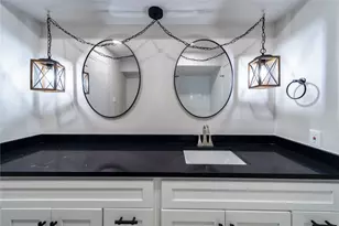 4006 Cedar Creek Dr, Garland, TX 75043 - Photo 17