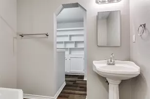 2624 Frazier Ave, Fort Worth, TX 76110 - Photo 15