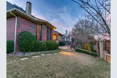 2710 Cobblestone Drive, Grapevine, TX 76051 - Photo 35