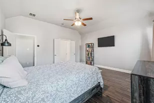 991 E Villas Ct, Lewisville, TX 75067 - Photo 19