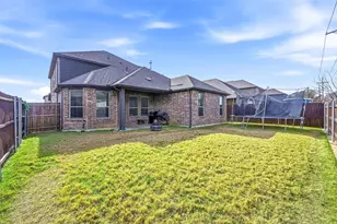 991 E Villas Ct, Lewisville, TX 75067 - Photo 31