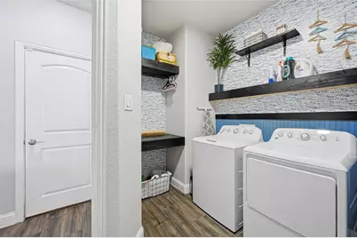 991 E Villas Court, Lewisville, TX 75067 - Photo 29