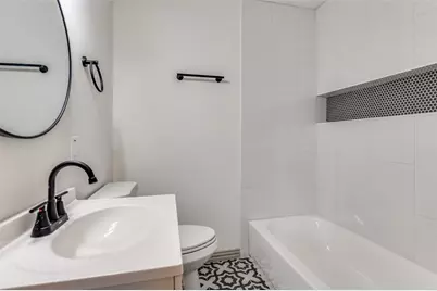 918 SW 4th Street, Grand Prairie, TX 75051 - Photo 13