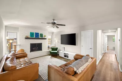 4904 Fall River Drive, Fort Worth, TX 76103 - Photo 3