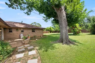 4904 Fall River Dr, Fort Worth, TX 76103 - Photo 31