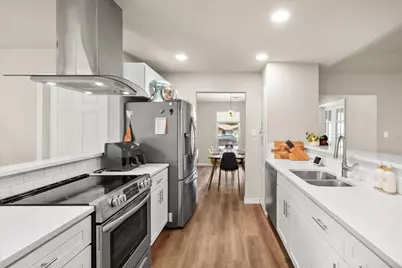 4904 Fall River Drive, Fort Worth, TX 76103 - Photo 7