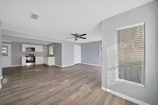 809 Hackamore St, White Settlement, TX 76108 - Photo 5