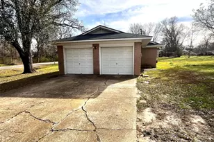 915 N Spring St, Grand Saline, TX 75140 - Photo 19