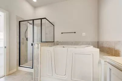 8317 Macgregor Drive, Arlington, TX 76002 - Photo 17