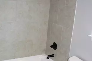 208 W Lake Ave, Sherman, TX 75090 - Photo 17