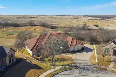 8000 Echo Hills Court S, Benbrook, TX 76126 - Photo 37