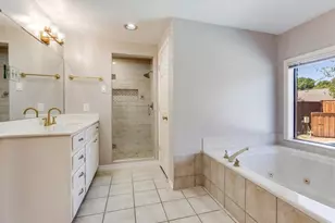 10127 Chisholm Trail, Dallas, TX 75243 - Photo 15