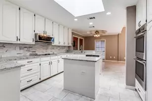 10127 Chisholm Trail, Dallas, TX 75243 - Photo 5