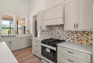 7404 N Sundance Dr, Joshua, TX 76058 - Photo 9
