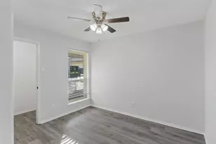 1514 Bogarte Dr, Grand Prairie, TX 75051 - Photo 21