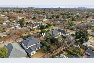 9841 Lakemont Drive, Dallas, TX 75220 - Photo 13