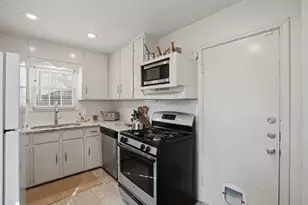 9841 Lakemont Dr, Dallas, TX 75220 - Photo 3