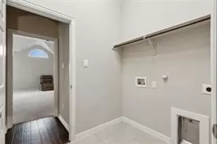 909 Foxtail Dr, Mansfield, TX 76063 - Photo 11