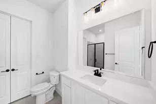 205 Hunters Gln Wy, Allen, TX 75013 - Photo 5